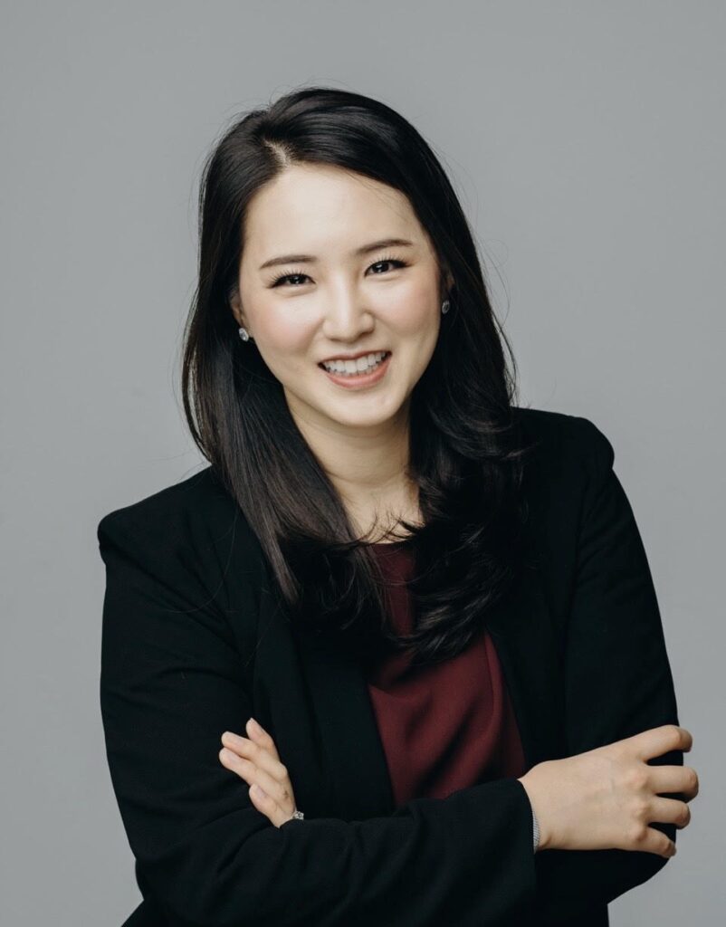 Esther Yi